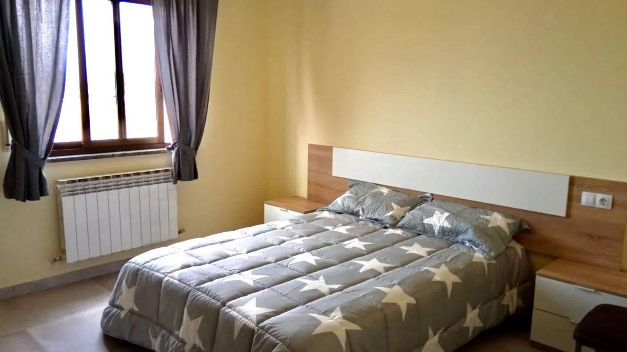 La Villa Hostal Calvarrasa de Abajo Buitenkant foto